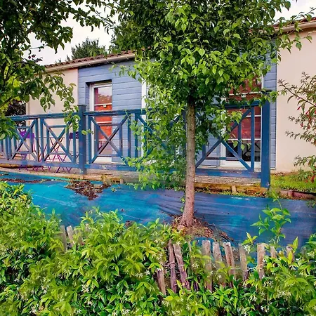 Ferienpark Olydea - A 2,5km Du Puydufou 2*