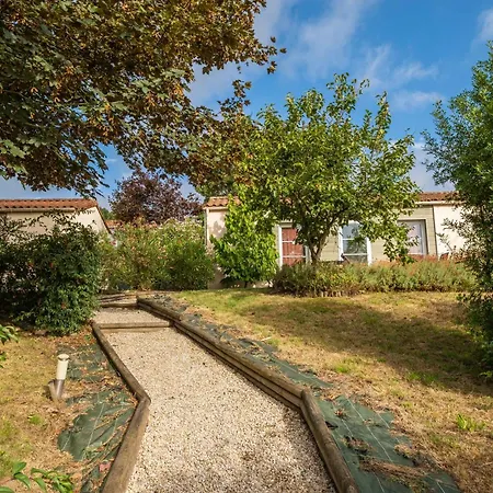 Olydea - A 2,5km Du Puydufou منتزه العطل 2*