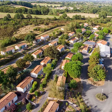 Olydea - A 2,5km Du Puydufou Ferienpark Les Épesses
