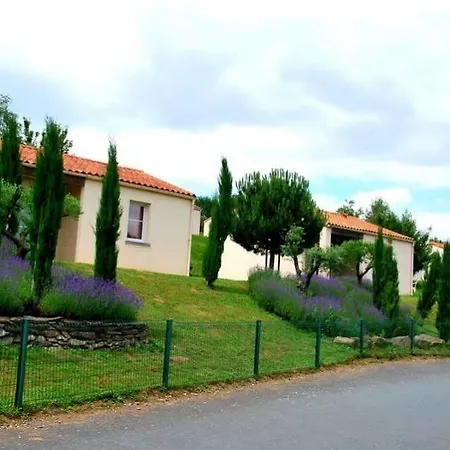 منتزه العطل Olydea - A 2,5km Du Puydufou 2*